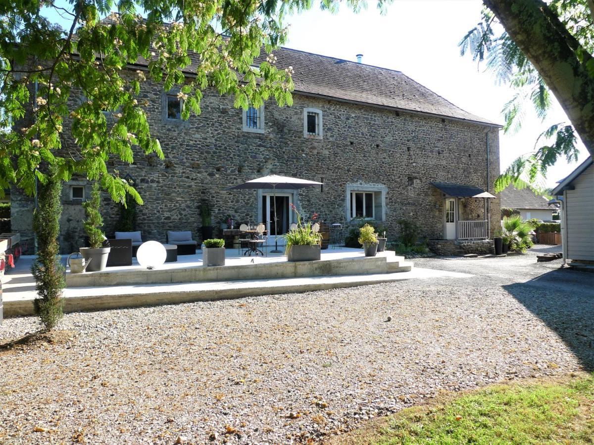 Les Terres d'Aramis: maison d'hôtes à Aramits  Extérieur photo
